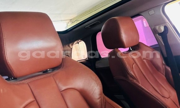 Dieundeu Occasion Land Rover Range Rover Evoque Black Auto in Dakar in Dakar Dieundeu Occasion Land Rover Range Rover Evoque Black Auto in Dakar in Dakar