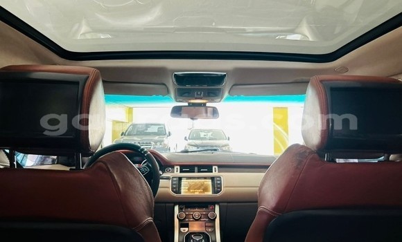 Dieundeu Occasion Land Rover Range Rover Evoque Black Auto in Dakar in Dakar Dieundeu Occasion Land Rover Range Rover Evoque Black Auto in Dakar in Dakar