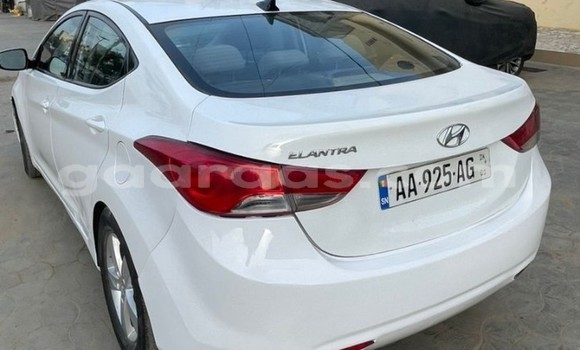 Acheter Occasion Voiture Hyundai Elantra Blanc à Dakar, Dakar Acheter Occasion Voiture Hyundai Elantra Blanc à Dakar, Dakar