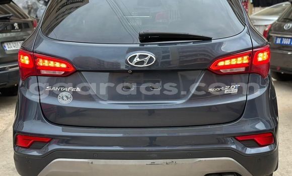 Dieundeu Occasion Hyundai Santa Fe Blue Auto in Dakar in Dakar Dieundeu Occasion Hyundai Santa Fe Blue Auto in Dakar in Dakar