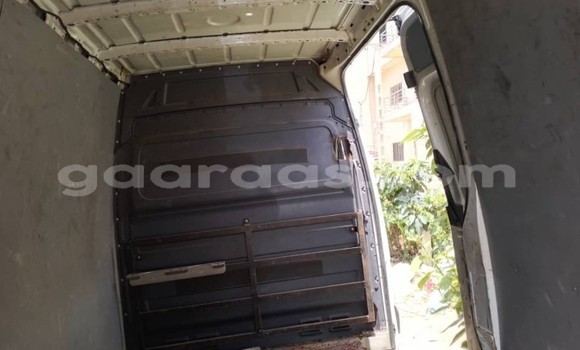 Acheter Occasion Voiture Mercedes‒Benz Vito Blanc à Dakar, Dakar Acheter Occasion Voiture Mercedes‒Benz Vito Blanc à Dakar, Dakar