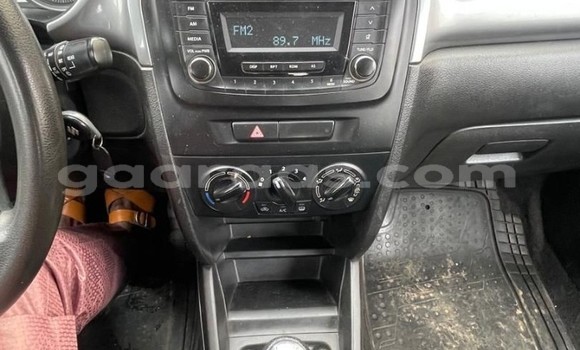 Buy Used Suzuki Vitara White Car in Dakar in Dakar Buy Used Suzuki Vitara White Car in Dakar in Dakar