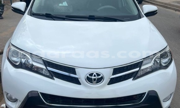 Acheter Occasion Voiture Toyota RAV4 Blanc à Dakar, Dakar Acheter Occasion Voiture Toyota RAV4 Blanc à Dakar, Dakar