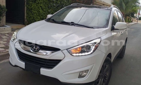 Acheter Occasion Voiture Hyundai Tucson Blanc à Dakar, Dakar Acheter Occasion Voiture Hyundai Tucson Blanc à Dakar, Dakar