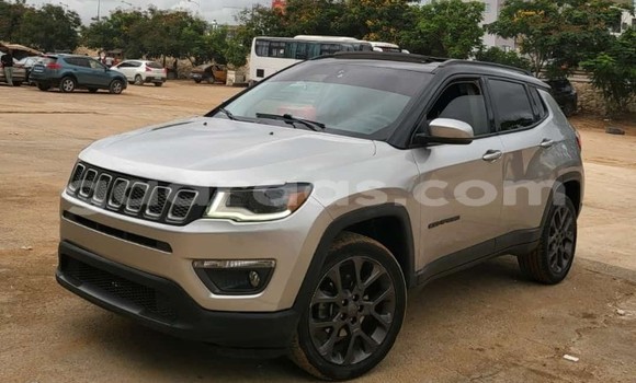 Buy Used Jeep Compass Silver Car in Dakar in Dakar Buy Used Jeep Compass Silver Car in Dakar in Dakar