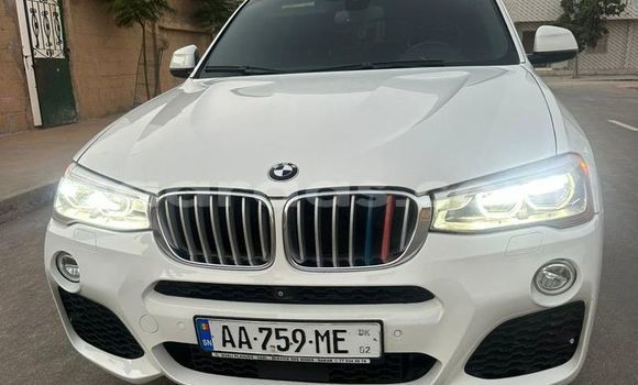 Dieundeu Occasion BMW X4 White Auto in Dakar in Dakar