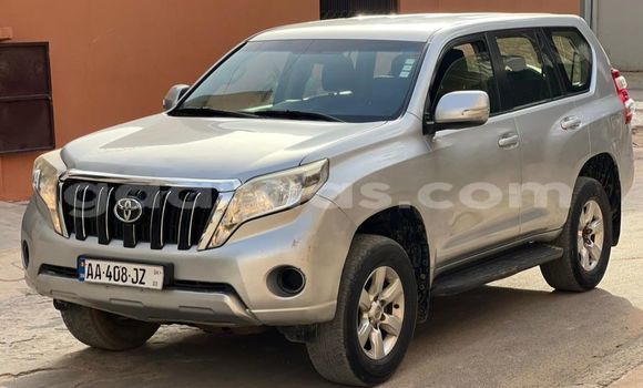 Dieundeu Occasion Toyota Prado Silver Auto in Dakar in Dakar