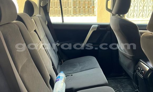 Dieundeu Occasion Toyota Prado Silver Auto in Dakar in Dakar Dieundeu Occasion Toyota Prado Silver Auto in Dakar in Dakar