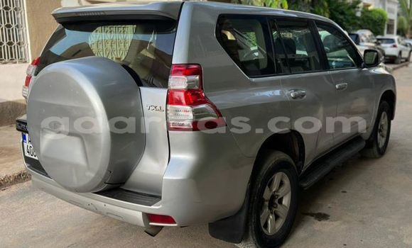 Dieundeu Occasion Toyota Prado Silver Auto in Dakar in Dakar Dieundeu Occasion Toyota Prado Silver Auto in Dakar in Dakar