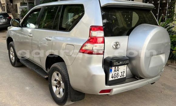 Dieundeu Occasion Toyota Prado Silver Auto in Dakar in Dakar Dieundeu Occasion Toyota Prado Silver Auto in Dakar in Dakar