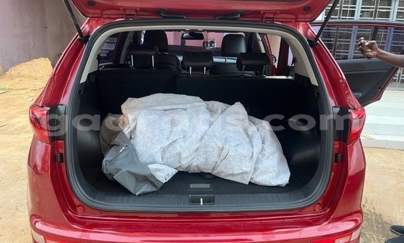 Acheter Occasion Voiture Kia Sportage Rouge à Dakar, Dakar Acheter Occasion Voiture Kia Sportage Rouge à Dakar, Dakar