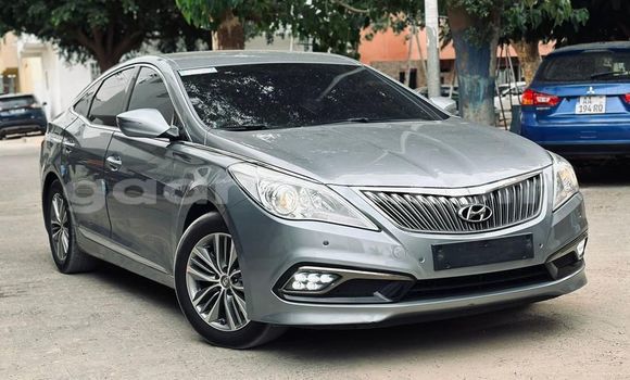 Dieundeu Occasion Hyundai Grandeur Silver Auto in Dakar in Dakar Dieundeu Occasion Hyundai Grandeur Silver Auto in Dakar in Dakar