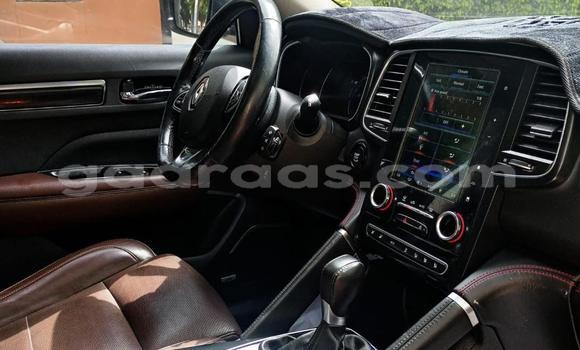 Dieundeu Occasion Renault Koleos White Auto in Dakar in Dakar Dieundeu Occasion Renault Koleos White Auto in Dakar in Dakar