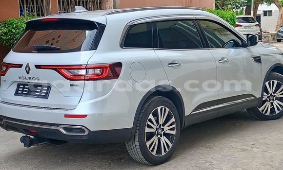 Dieundeu Occasion Renault Koleos White Auto in Dakar in Dakar Dieundeu Occasion Renault Koleos White Auto in Dakar in Dakar