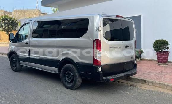 Buy Used Ford F–150 Silver Car in Dakar in Dakar Buy Used Ford F–150 Silver Car in Dakar in Dakar