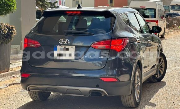 Buy Used Hyundai Santa Fe Silver Car in Dakar in Dakar Buy Used Hyundai Santa Fe Silver Car in Dakar in Dakar