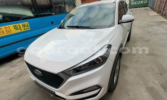 Acheter Occasion Voiture Hyundai Tucson Blanc à Dakar, Dakar Acheter Occasion Voiture Hyundai Tucson Blanc à Dakar, Dakar