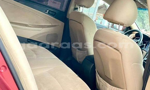 Buy Used Hyundai Sonata Red Car in Dakar in Dakar Buy Used Hyundai Sonata Red Car in Dakar in Dakar