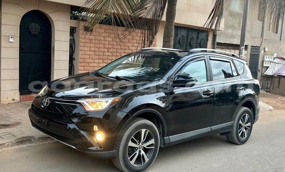 Acheter Occasion Voiture Toyota RAV4 Noir à Dakar, Dakar Acheter Occasion Voiture Toyota RAV4 Noir à Dakar, Dakar