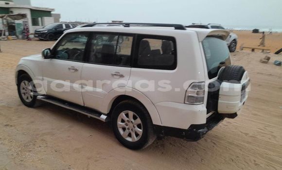 Acheter Occasion Voiture Mitsubishi Pajero Blanc à Dakar, Dakar Acheter Occasion Voiture Mitsubishi Pajero Blanc à Dakar, Dakar