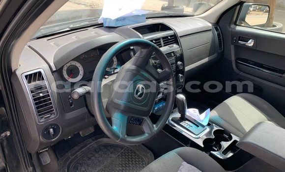 Dieundeu Occasion Mazda Tribute Black Auto in Dakar in Dakar Dieundeu Occasion Mazda Tribute Black Auto in Dakar in Dakar