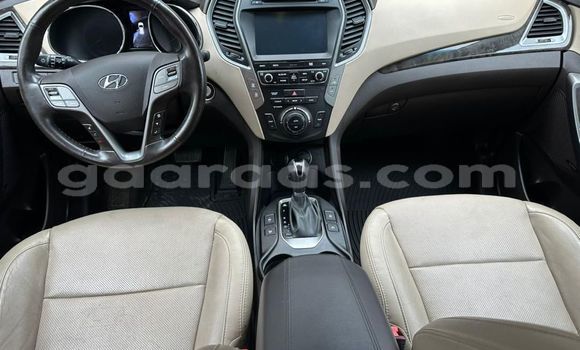 Dieundeu Occasion Hyundai Santa Fe Blue Auto in Dakar in Dakar Dieundeu Occasion Hyundai Santa Fe Blue Auto in Dakar in Dakar