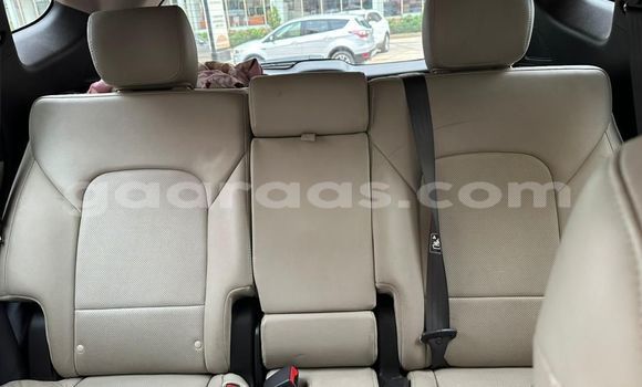 Dieundeu Occasion Hyundai Santa Fe Blue Auto in Dakar in Dakar Dieundeu Occasion Hyundai Santa Fe Blue Auto in Dakar in Dakar