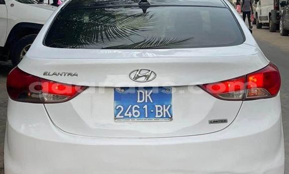 Dieundeu Occasion Hyundai Elantra White Auto in Dakar in Dakar Dieundeu Occasion Hyundai Elantra White Auto in Dakar in Dakar