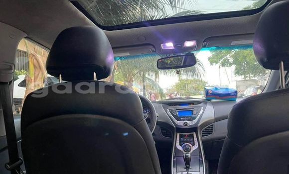 Dieundeu Occasion Hyundai Elantra White Auto in Dakar in Dakar Dieundeu Occasion Hyundai Elantra White Auto in Dakar in Dakar