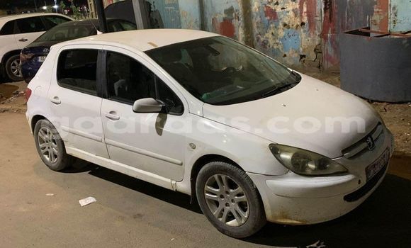 Buy Used Peugeot 307 White Car in Dakar in Dakar