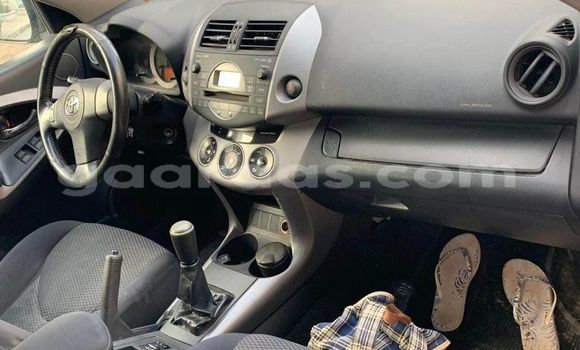 Acheter Occasion Voiture Toyota RAV4 Blanc à Dakar, Dakar Acheter Occasion Voiture Toyota RAV4 Blanc à Dakar, Dakar