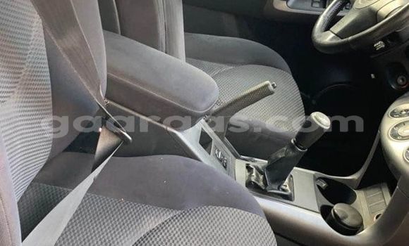 Acheter Occasion Voiture Toyota RAV4 Blanc à Dakar, Dakar Acheter Occasion Voiture Toyota RAV4 Blanc à Dakar, Dakar