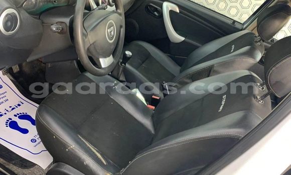 Acheter Occasion Voiture Dacia Sandero Blanc à Dakar, Dakar Acheter Occasion Voiture Dacia Sandero Blanc à Dakar, Dakar