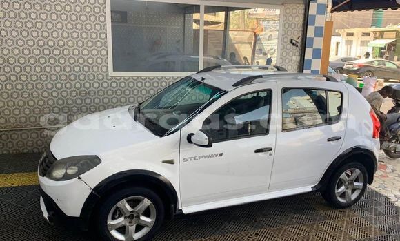 Acheter Occasion Voiture Dacia Sandero Blanc à Dakar, Dakar Acheter Occasion Voiture Dacia Sandero Blanc à Dakar, Dakar