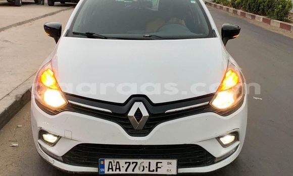 Acheter Occasion Voiture Renault Clio Blanc à Dakar, Dakar