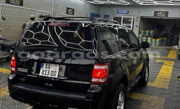 Acheter Occasion Voiture Ford Escape Noir à Dakar, Dakar Acheter Occasion Voiture Ford Escape Noir à Dakar, Dakar