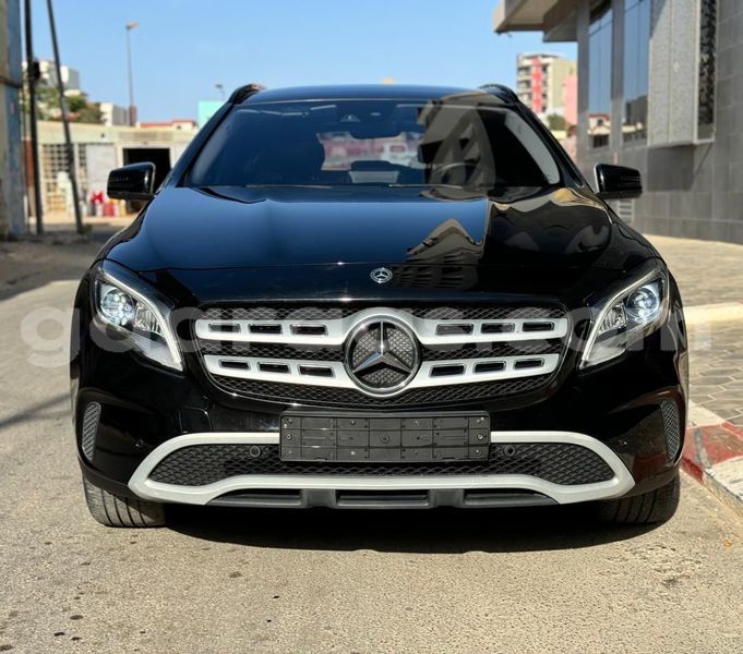 Big with watermark mercedes benz gla klasse dakar dakar 21076