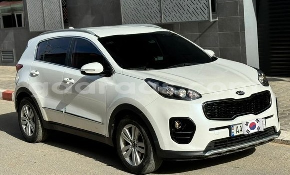 Buy Used Kia Sportage White Car in Dakar in Dakar Buy Used Kia Sportage White Car in Dakar in Dakar