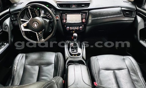 Buy Used Nissan Rogue Silver Car in Dakar in Dakar Buy Used Nissan Rogue Silver Car in Dakar in Dakar