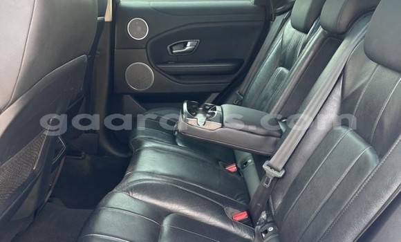 Dieundeu Occasion Land Rover Range Rover Evoque White Auto in Dakar in Dakar Dieundeu Occasion Land Rover Range Rover Evoque White Auto in Dakar in Dakar