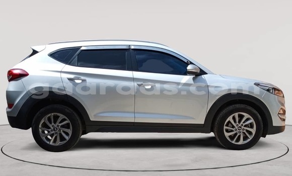 Acheter Occasion Voiture Hyundai Tucson Gris à Dakar, Dakar Acheter Occasion Voiture Hyundai Tucson Gris à Dakar, Dakar