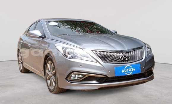 Buy Used Hyundai Grandeur Silver Car in Dakar in Dakar Buy Used Hyundai Grandeur Silver Car in Dakar in Dakar