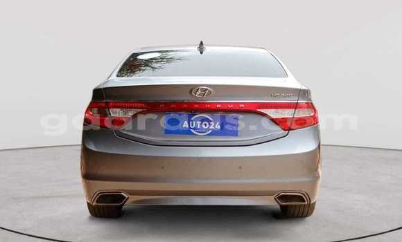 Buy Used Hyundai Grandeur Silver Car in Dakar in Dakar Buy Used Hyundai Grandeur Silver Car in Dakar in Dakar