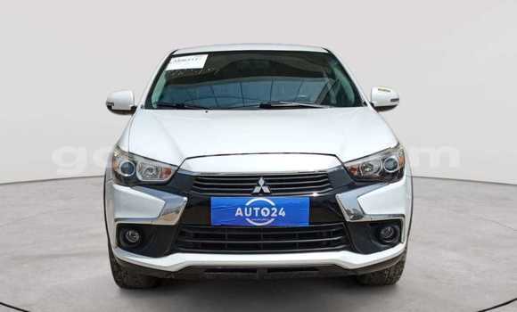 Buy Used Mitsubishi RVR White Car in Dakar in Dakar