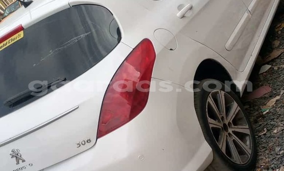 Acheter Occasion Voiture Peugeot 308 Blanc à Dakar, Dakar Acheter Occasion Voiture Peugeot 308 Blanc à Dakar, Dakar
