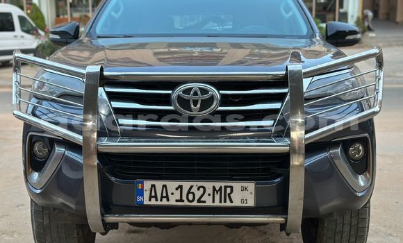 Buy Used Toyota Fortuner Silver Car in Dakar in Dakar