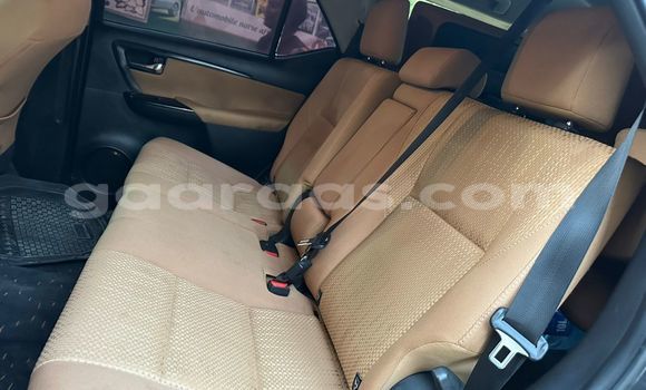 Buy Used Toyota Fortuner Silver Car in Dakar in Dakar Buy Used Toyota Fortuner Silver Car in Dakar in Dakar