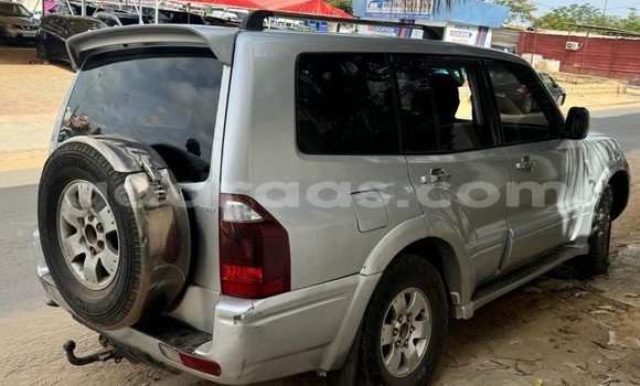 Buy Used Mitsubishi Pajero Silver Car in Dakar in Dakar Buy Used Mitsubishi Pajero Silver Car in Dakar in Dakar