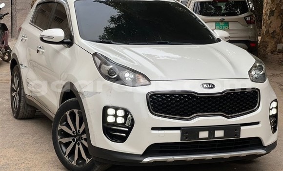 Dieundeu Occasion Kia Sportage White Auto in Dakar in Dakar Dieundeu Occasion Kia Sportage White Auto in Dakar in Dakar