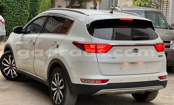 Dieundeu Occasion Kia Sportage White Auto in Dakar in Dakar Dieundeu Occasion Kia Sportage White Auto in Dakar in Dakar